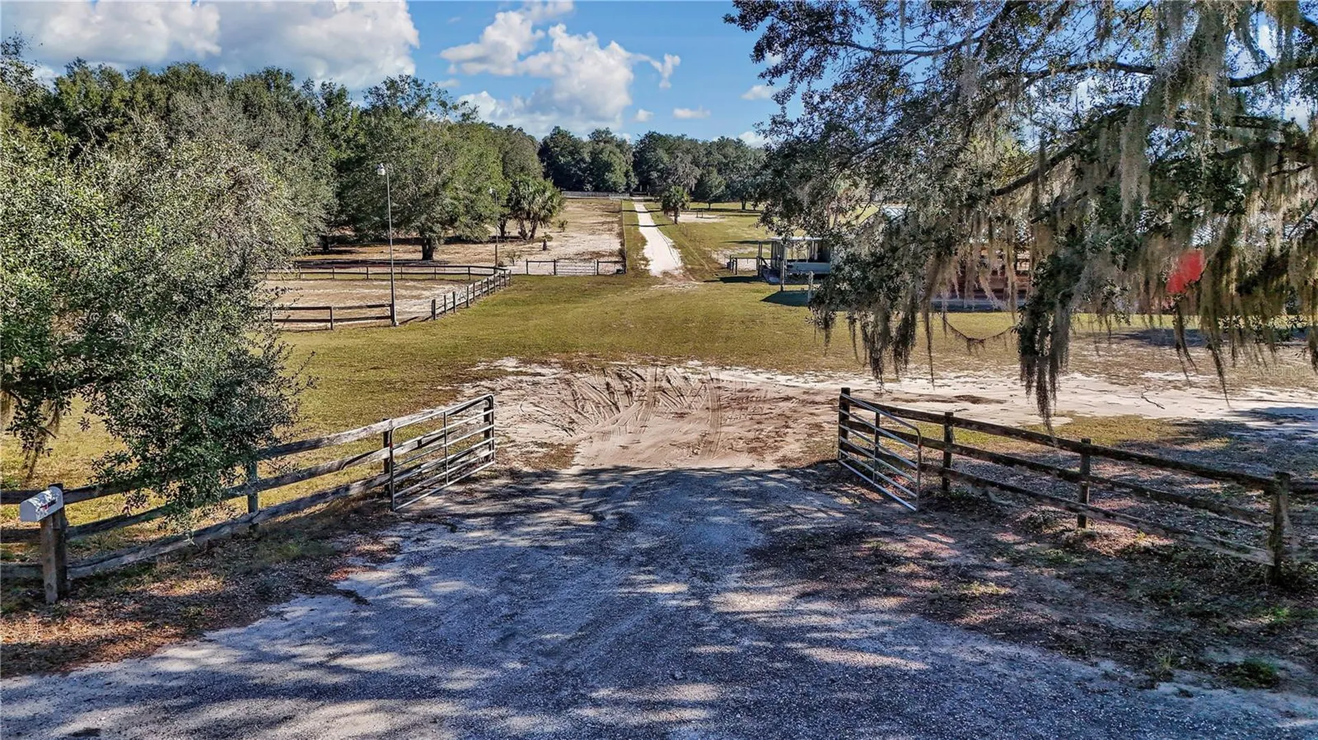 11375 N Circle M Avenue Dunnellon FL 34433