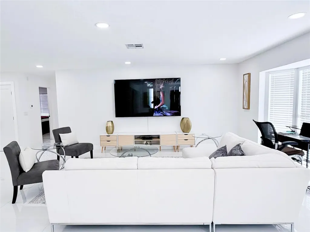 3364 Espanola Drive Sarasota FL 34239