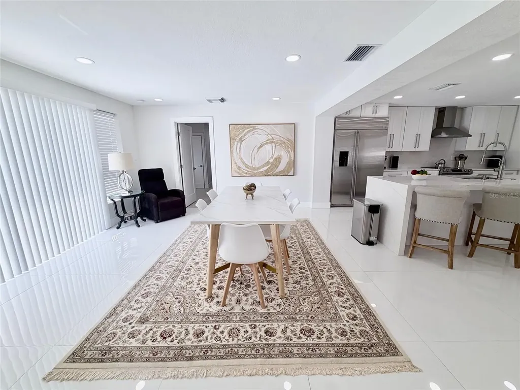 3364 Espanola Drive Sarasota FL 34239