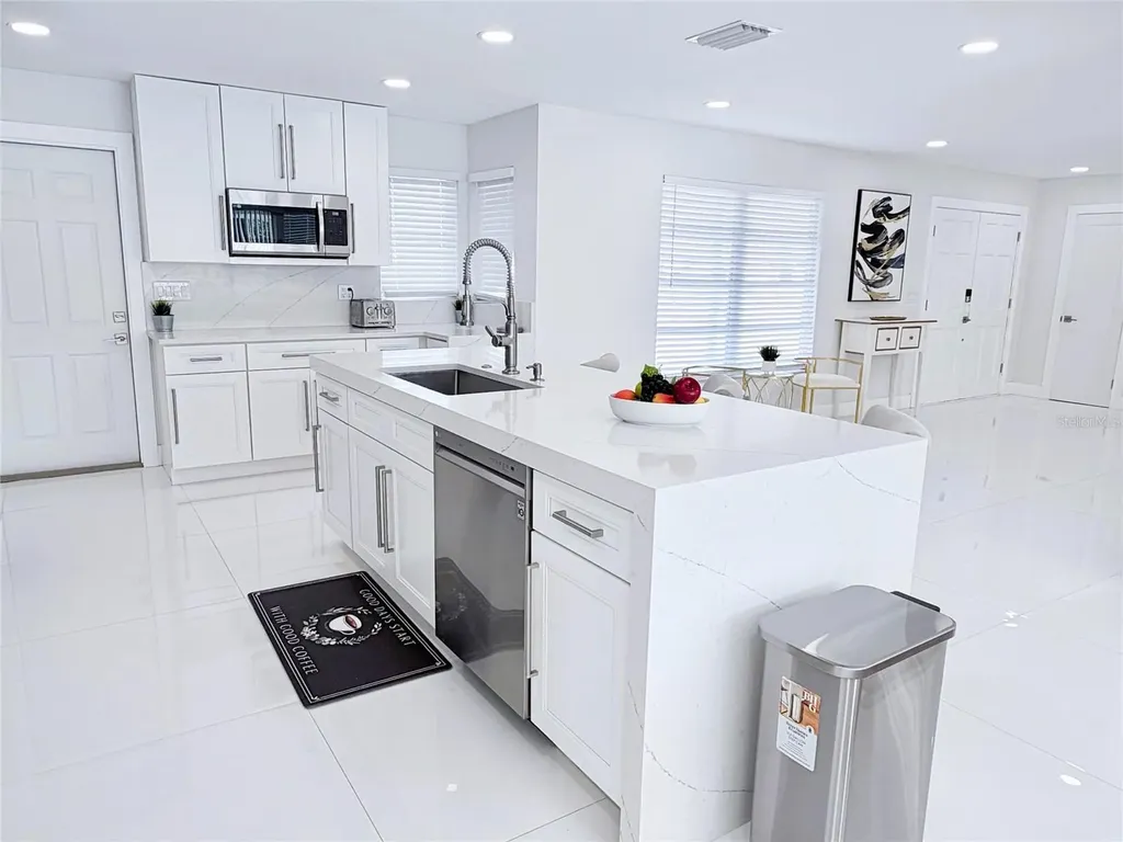 3364 Espanola Drive Sarasota FL 34239