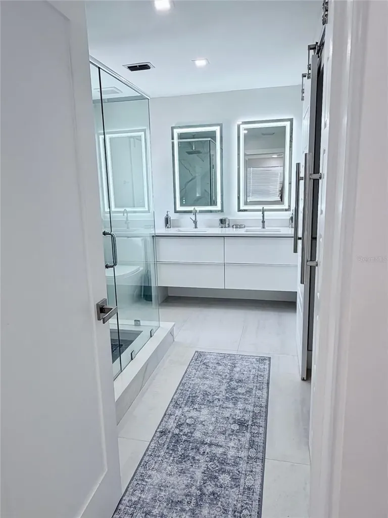 3364 Espanola Drive Sarasota FL 34239