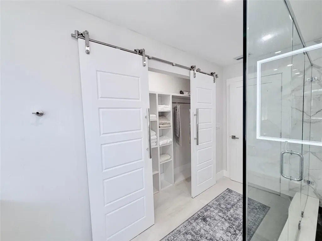 3364 Espanola Drive Sarasota FL 34239