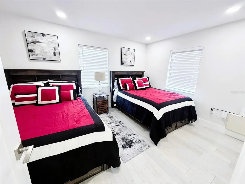 3364 Espanola Drive Sarasota FL 34239