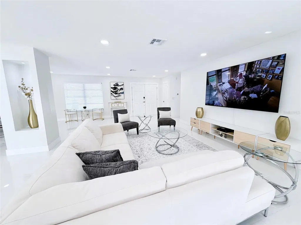 3364 Espanola Drive Sarasota FL 34239