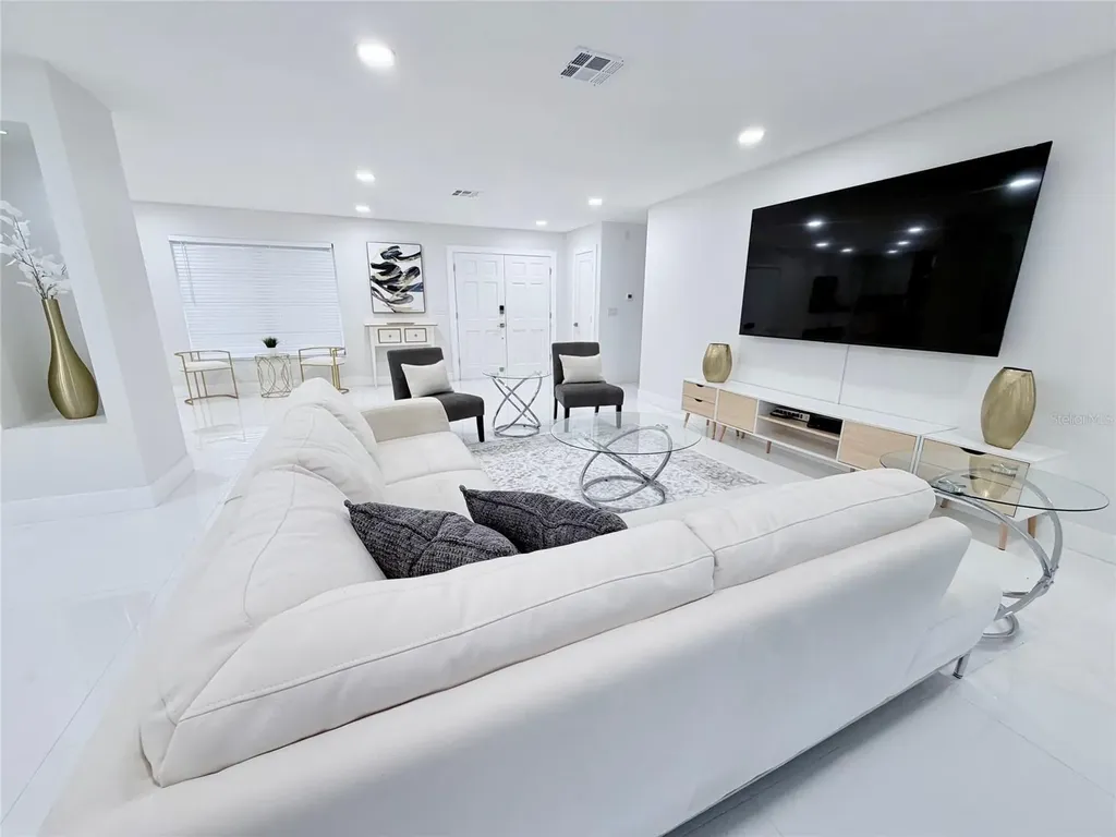 3364 Espanola Drive Sarasota FL 34239