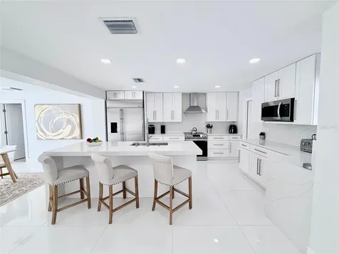 3364 Espanola Drive Sarasota FL 34239