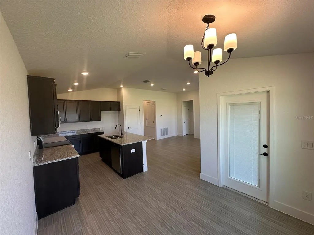 12547 NE 48th Terrace Oxford FL 34484