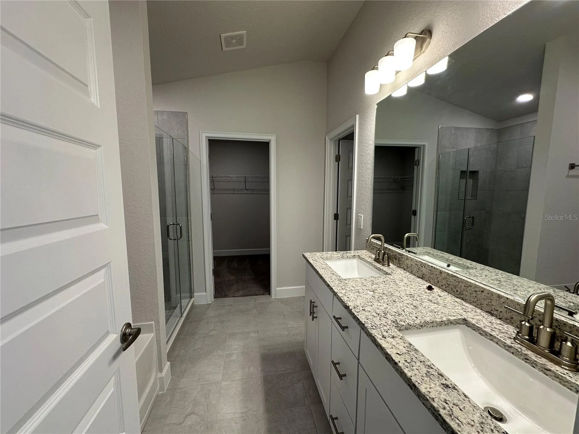 12547 NE 48th Terrace Oxford FL 34484