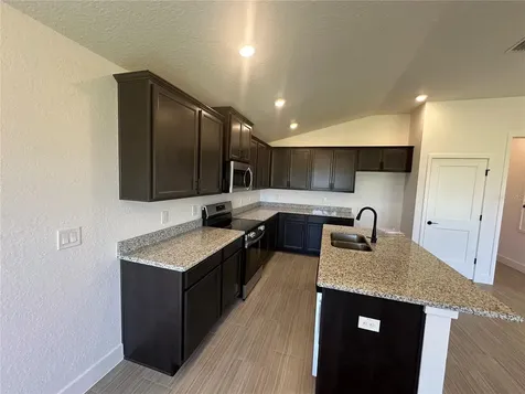 12547 NE 48th Terrace Oxford FL 34484