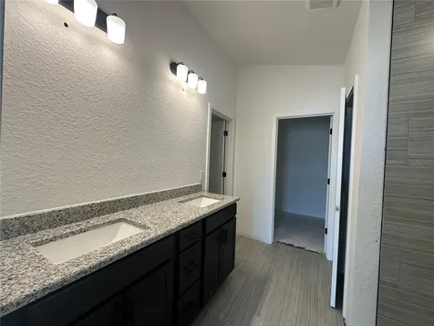 12547 NE 48th Terrace Oxford FL 34484