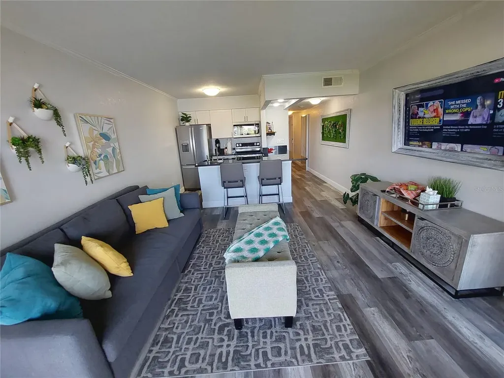 2506 N Rocky Point Drive Tampa FL 33607