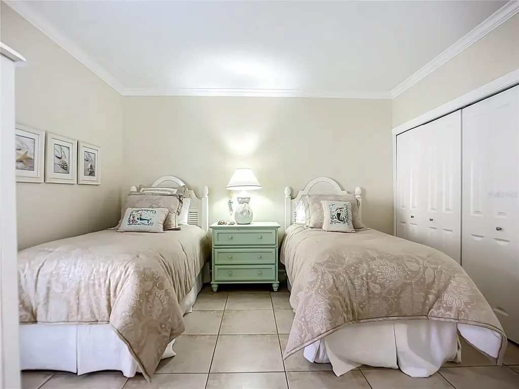 6006 Gulf Drive Holmes Beach FL 34217