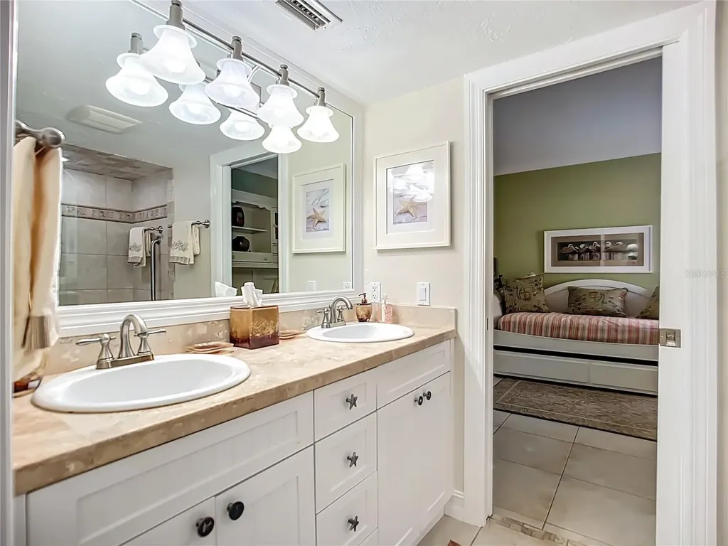 6006 Gulf Drive Holmes Beach FL 34217