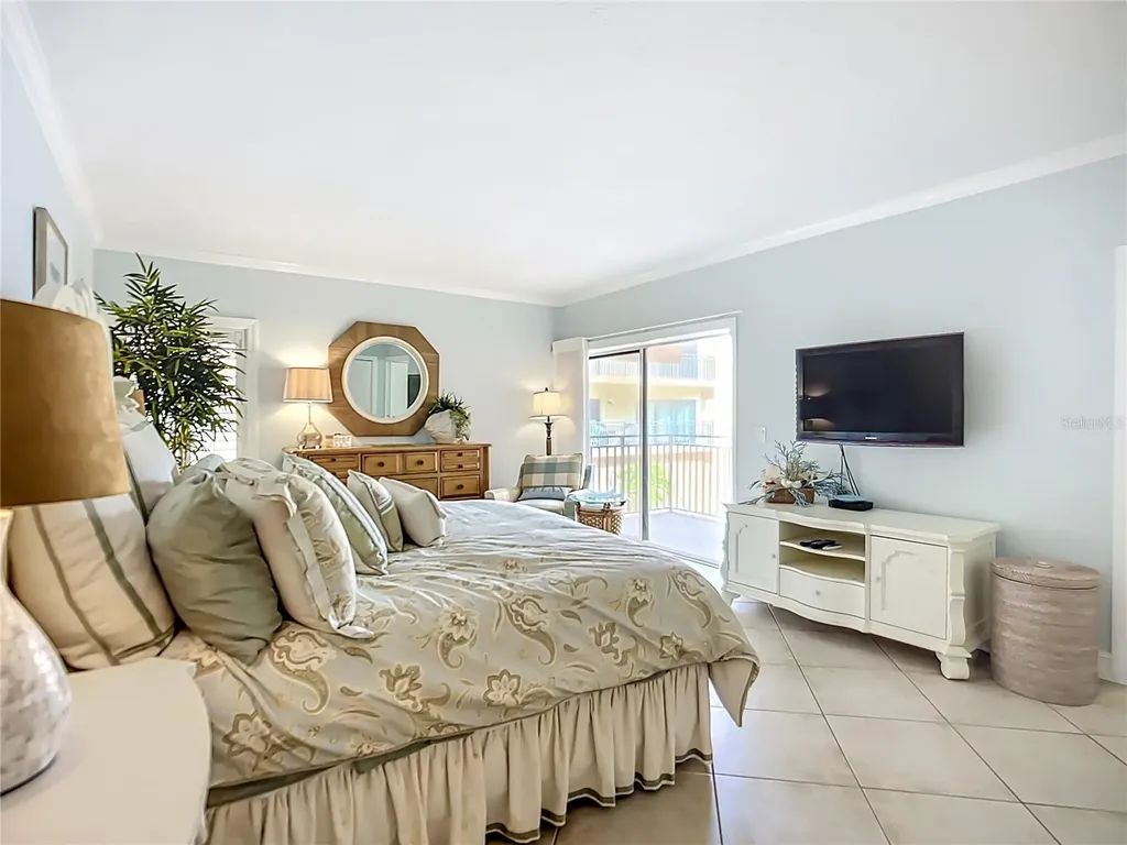 6006 Gulf Drive Holmes Beach FL 34217