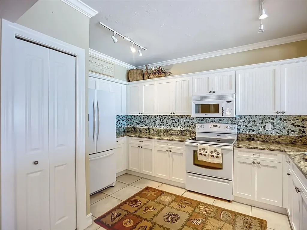 6006 Gulf Drive Holmes Beach FL 34217