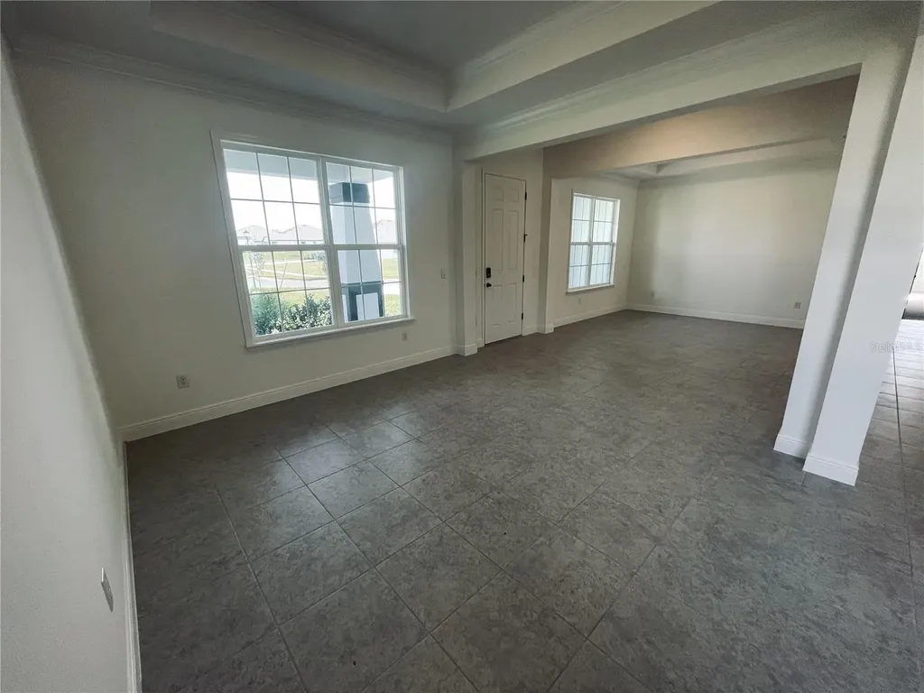 10140 White Magnolia Square Thonotosassa FL 33592