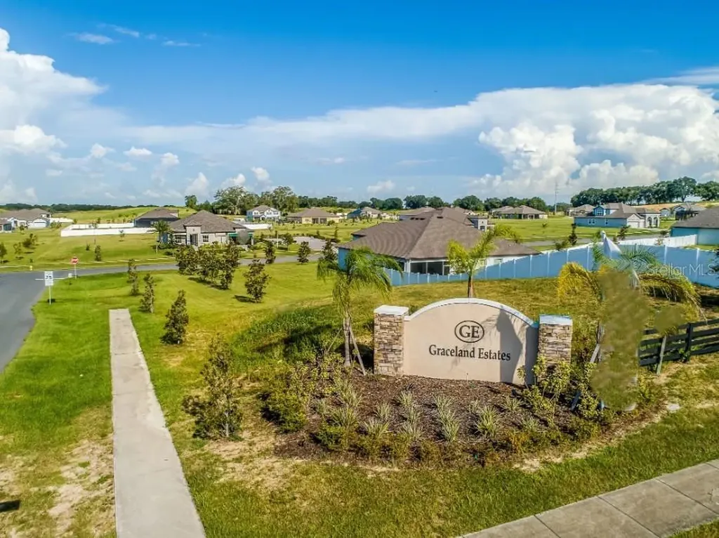 10140 White Magnolia Square Thonotosassa FL 33592