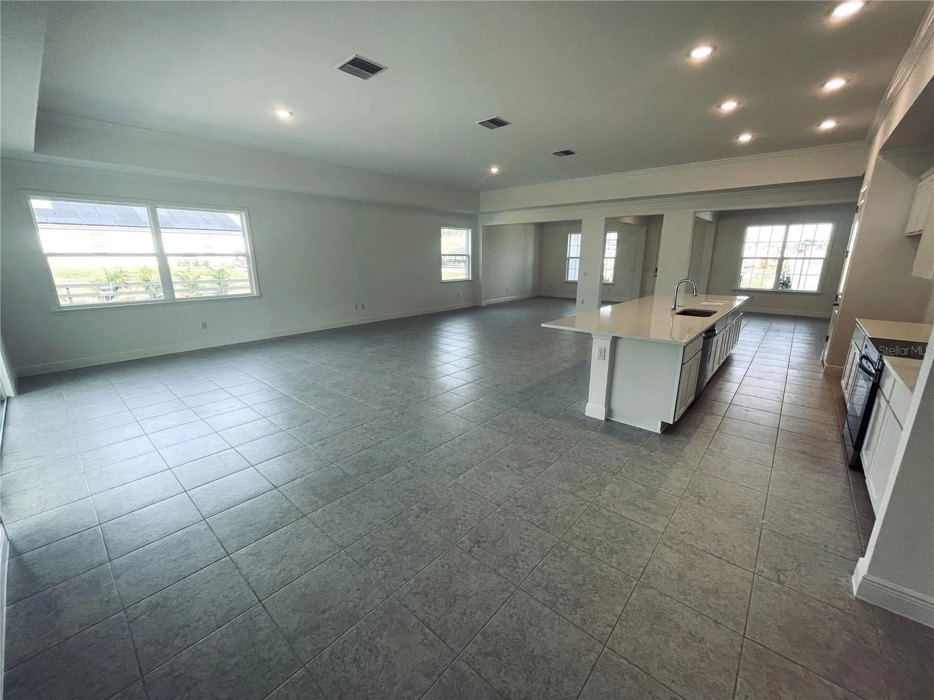 10140 White Magnolia Square Thonotosassa FL 33592