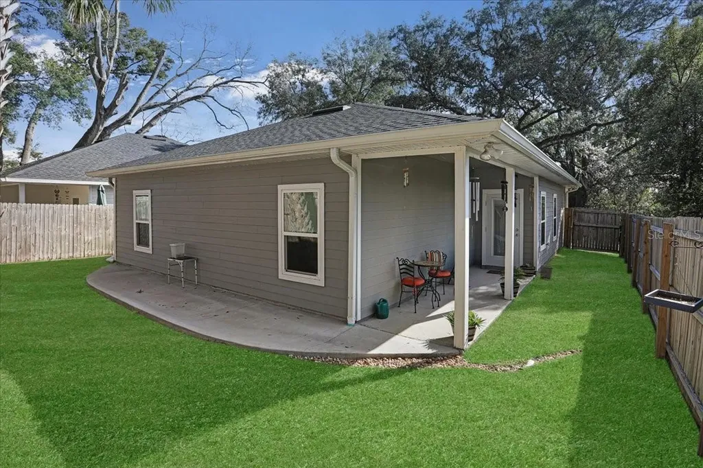 14214 NW 154th Place Alachua FL 32615