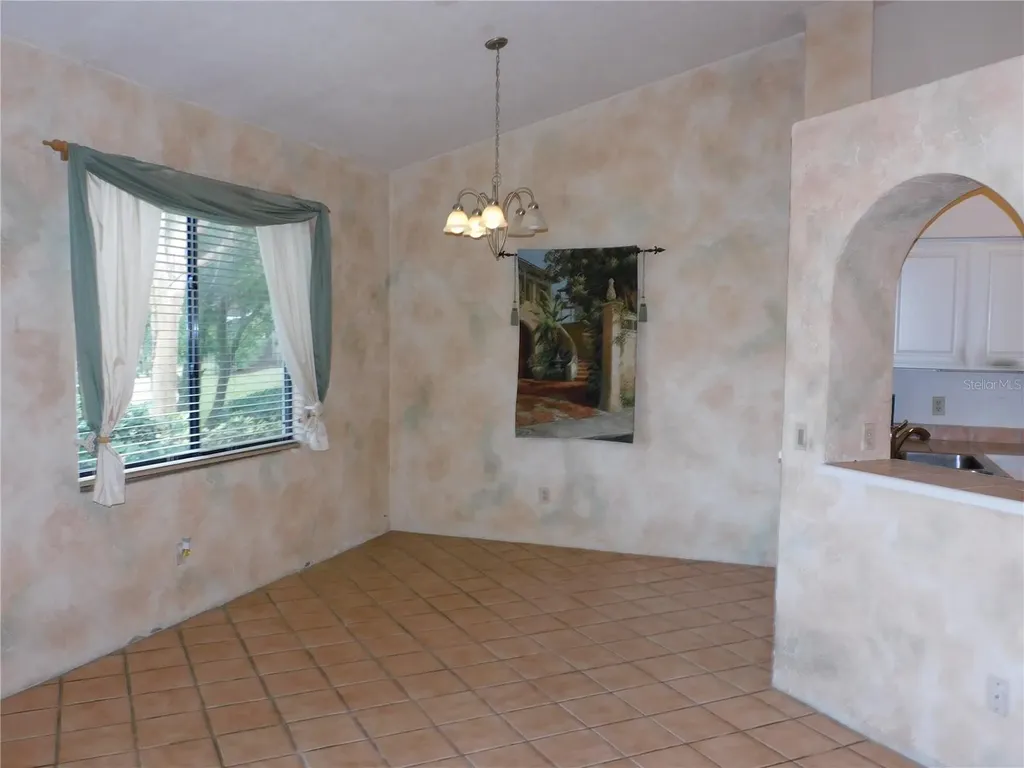 525 Via Verona Lane Altamonte Springs FL 32714