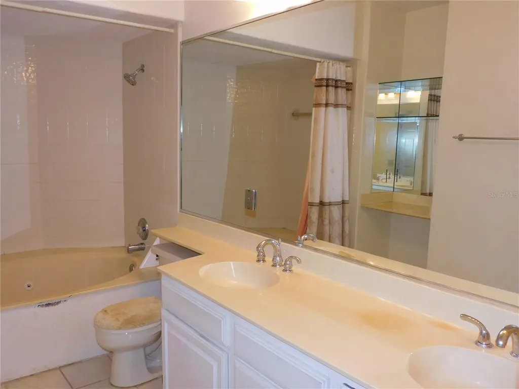 525 Via Verona Lane Altamonte Springs FL 32714