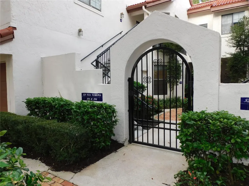 525 Via Verona Lane Altamonte Springs FL 32714