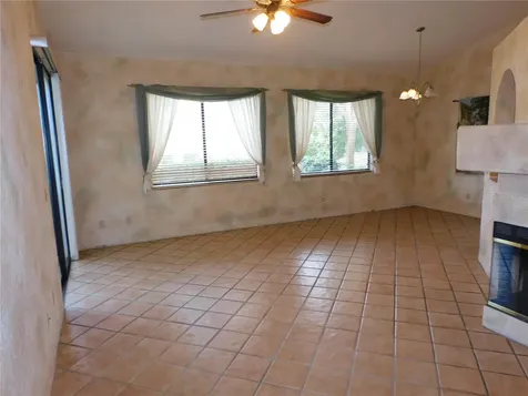 525 Via Verona Lane Altamonte Springs FL 32714