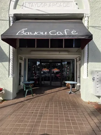 118 E Tarpon Avenue Tarpon Springs FL 34689