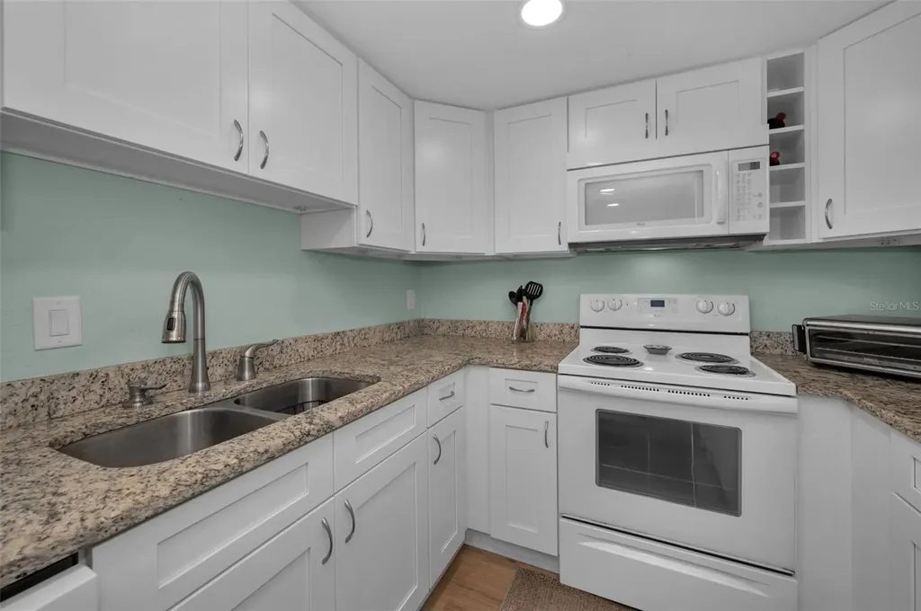 2700 Bayshore Boulevard Dunedin FL 34698