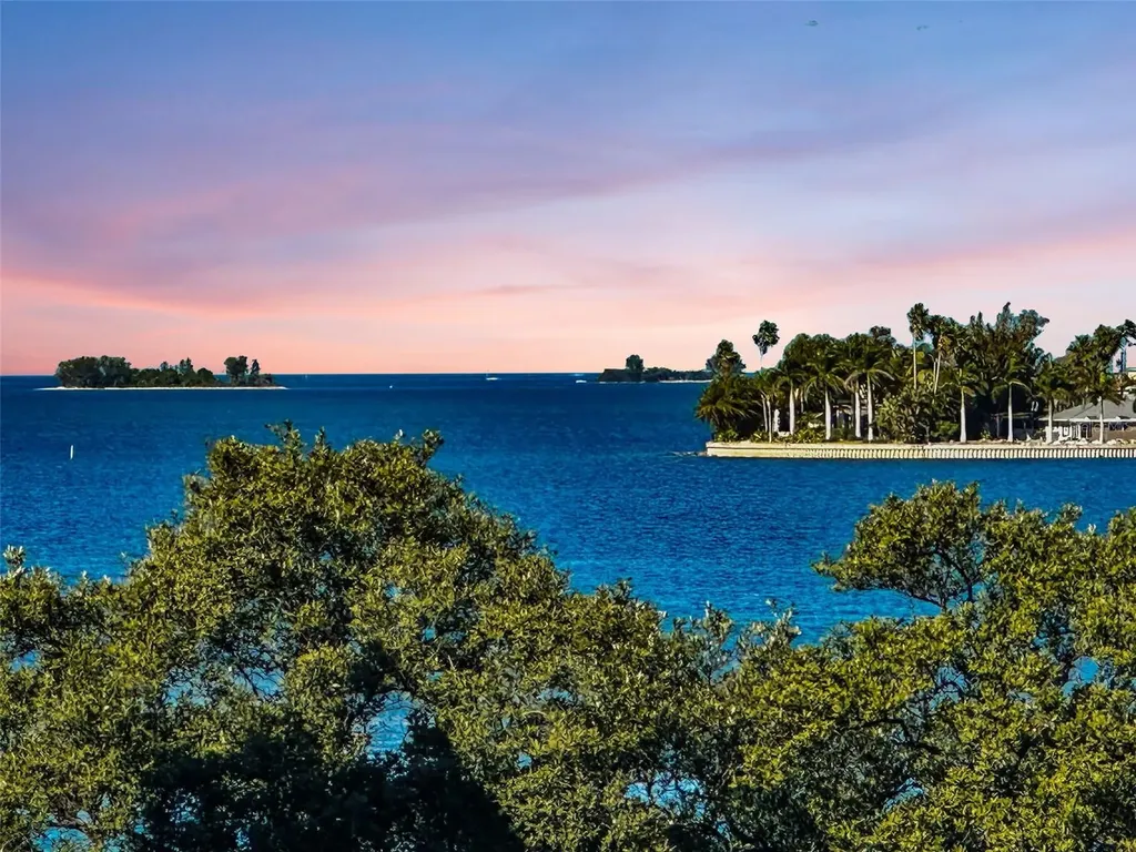 2700 Bayshore Boulevard Dunedin FL 34698