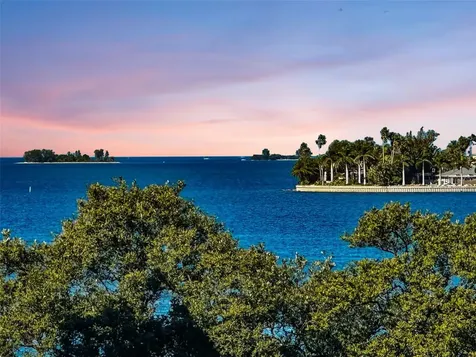 2700 Bayshore Boulevard Dunedin FL 34698