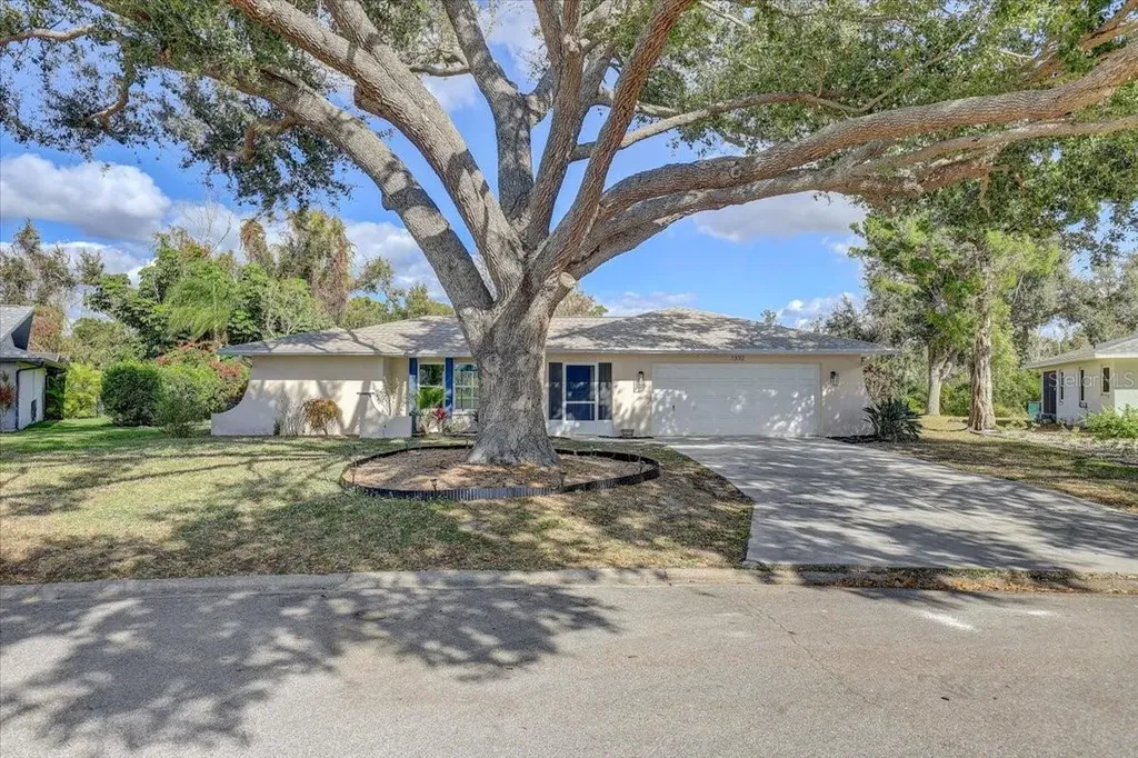 1332 Whispering Lane Venice FL 34285