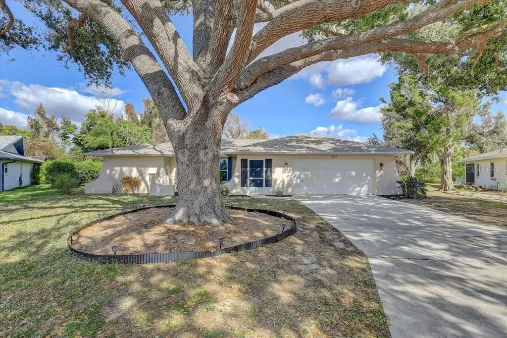 1332 Whispering Lane Venice FL 34285