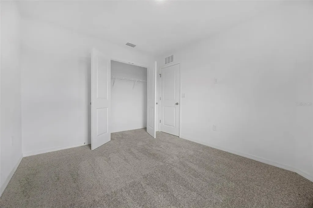 729 Maple Oak Drive Deland FL 32720