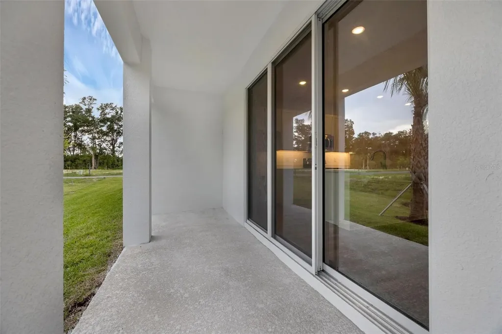 729 Maple Oak Drive Deland FL 32720