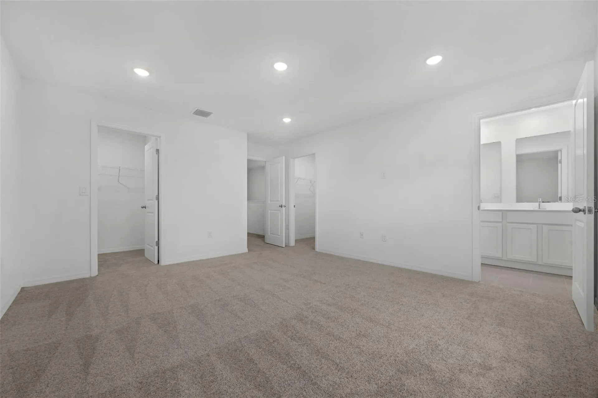 729 Maple Oak Drive Deland FL 32720