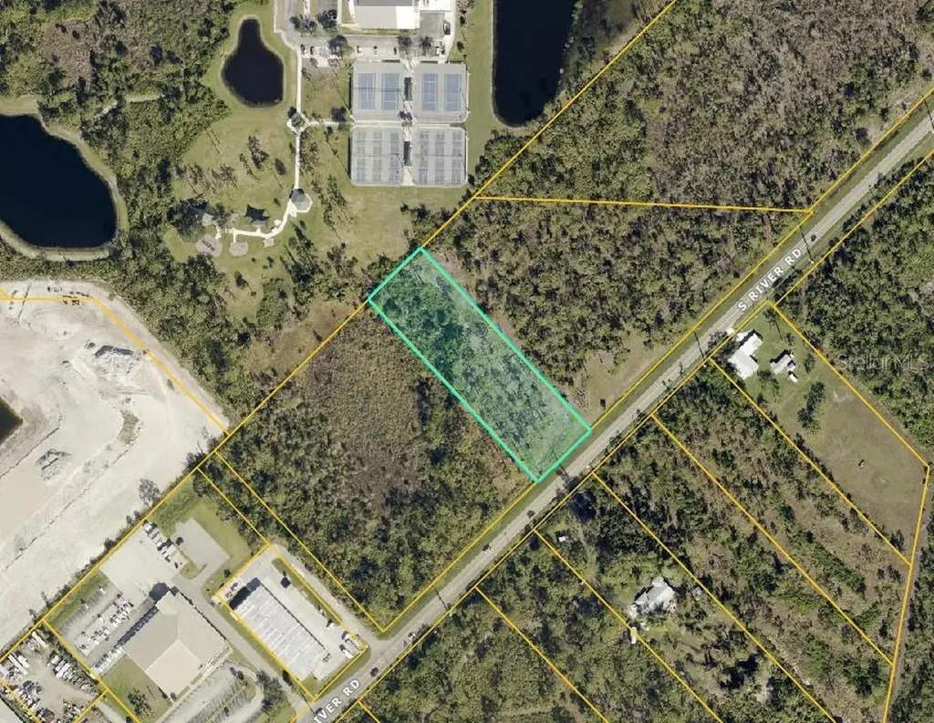 1060 S River Road Englewood FL 34223