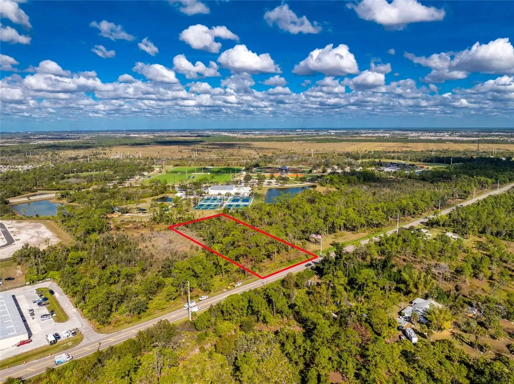 1060 S River Road Englewood FL 34223