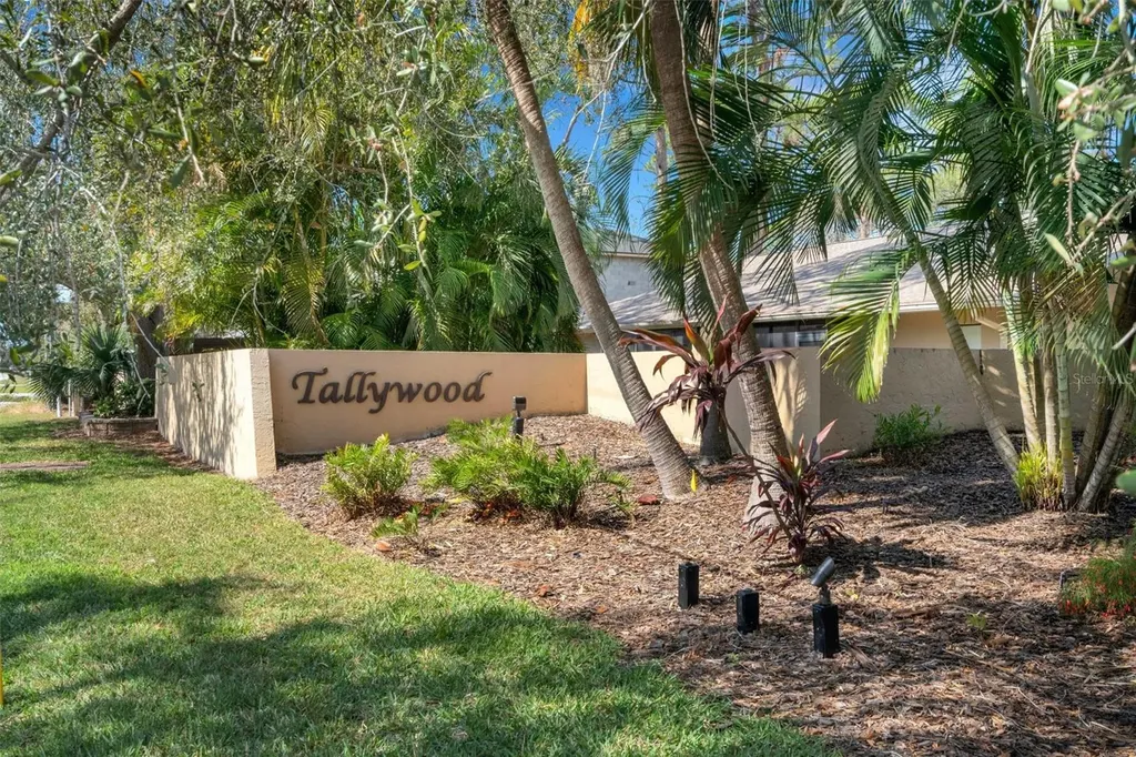 3448 Tallywood Circle Sarasota FL 34237