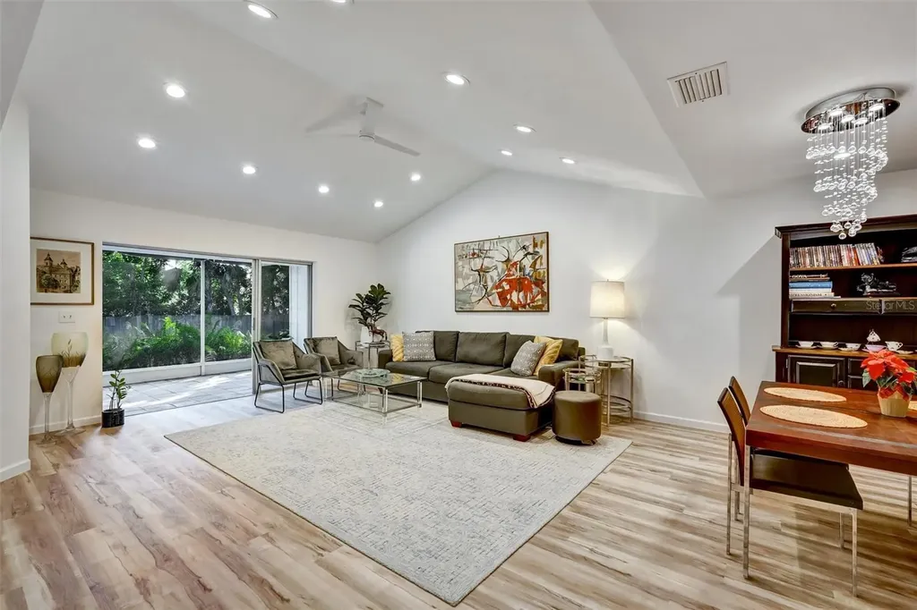 3448 Tallywood Circle Sarasota FL 34237