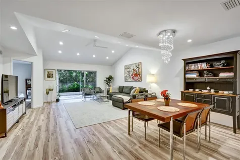 3448 Tallywood Circle Sarasota FL 34237