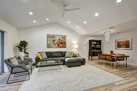 3448 Tallywood Circle Sarasota FL 34237