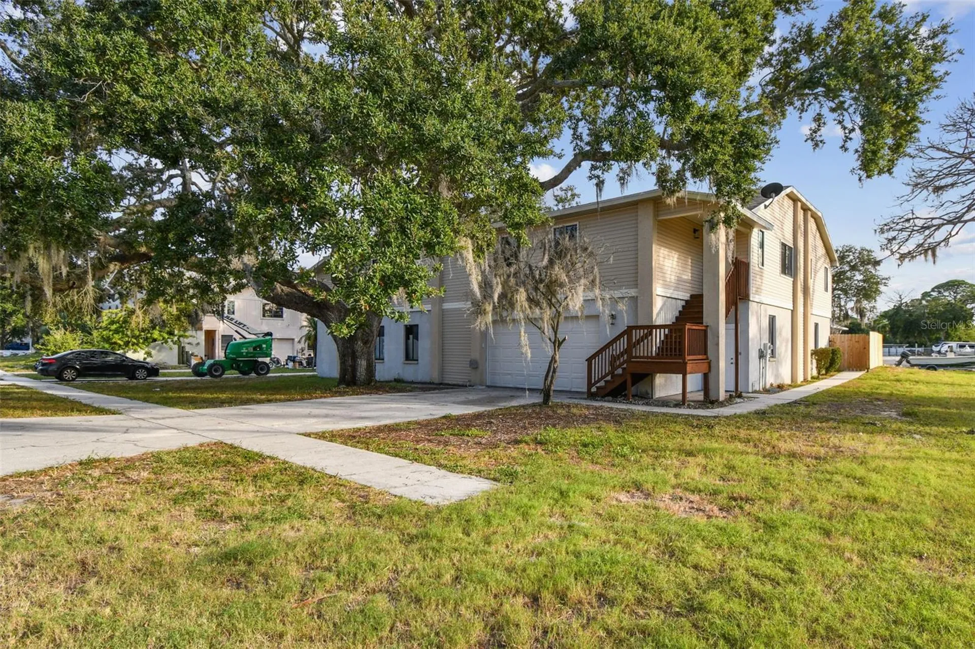 1734 Rumar Lane Holiday FL 34691