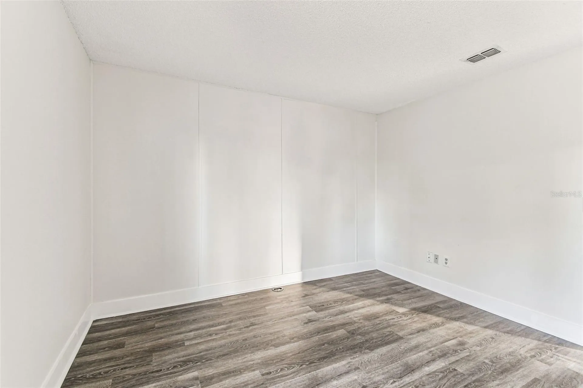 1734 Rumar Lane Holiday FL 34691