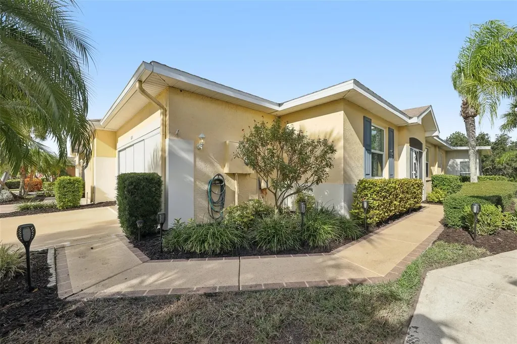 615 Tremont Greens Lane Sun City Center FL 33573