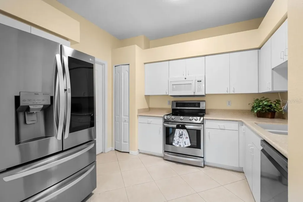615 Tremont Greens Lane Sun City Center FL 33573