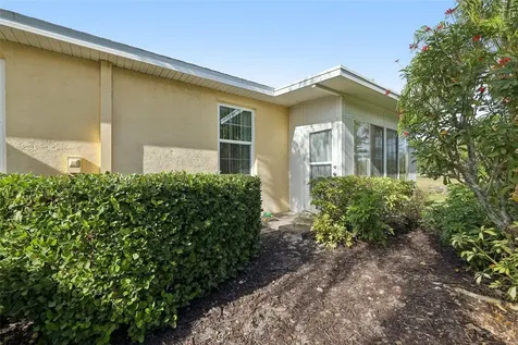 615 Tremont Greens Lane Sun City Center FL 33573