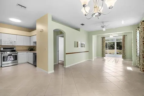 615 Tremont Greens Lane Sun City Center FL 33573