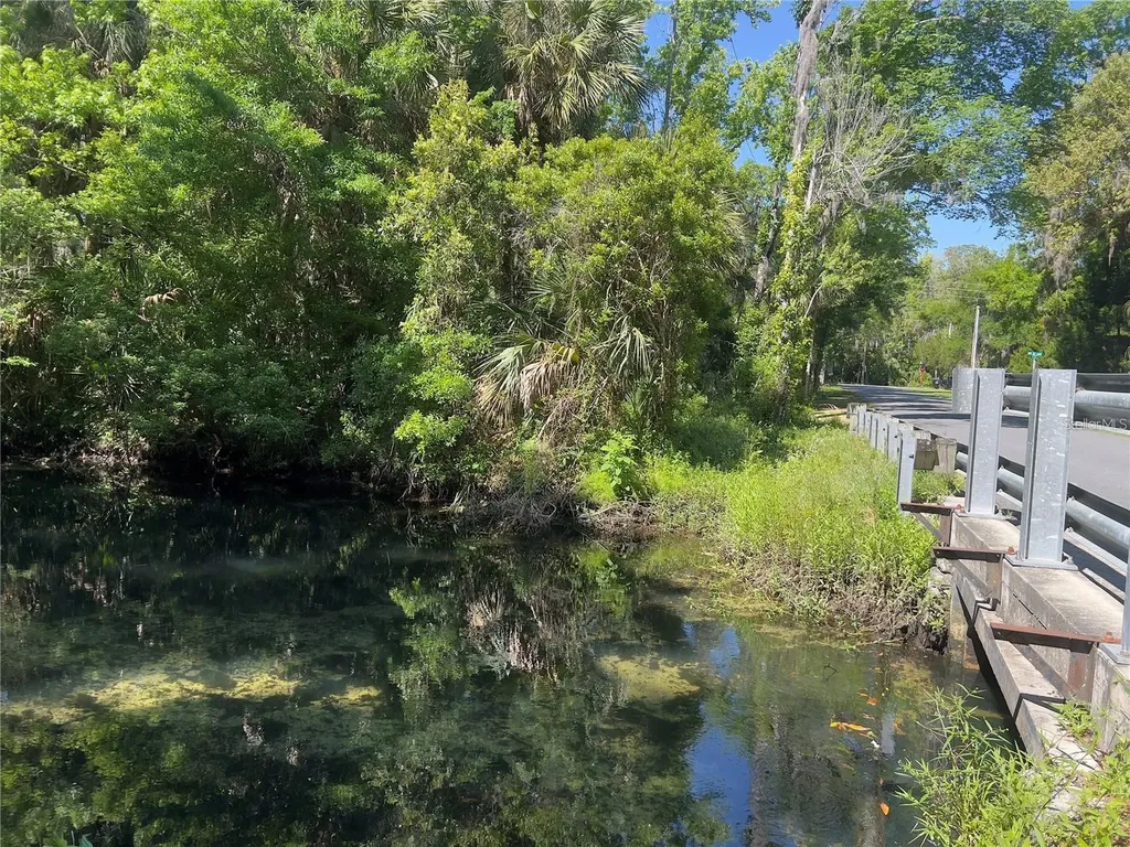 332 NW Crystal Street Crystal River FL 34428