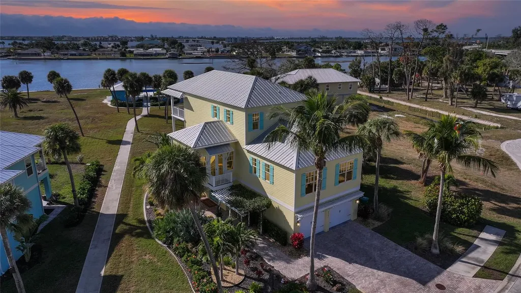 6751 Portside Lane Englewood FL 34223
